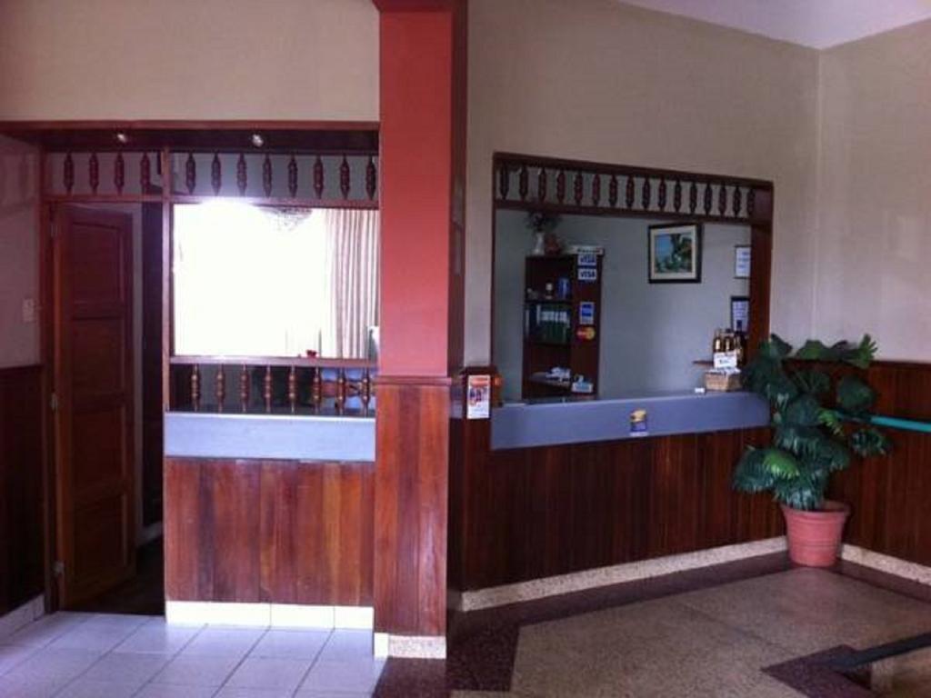 Hostal La Cascada Lima Extérieur photo